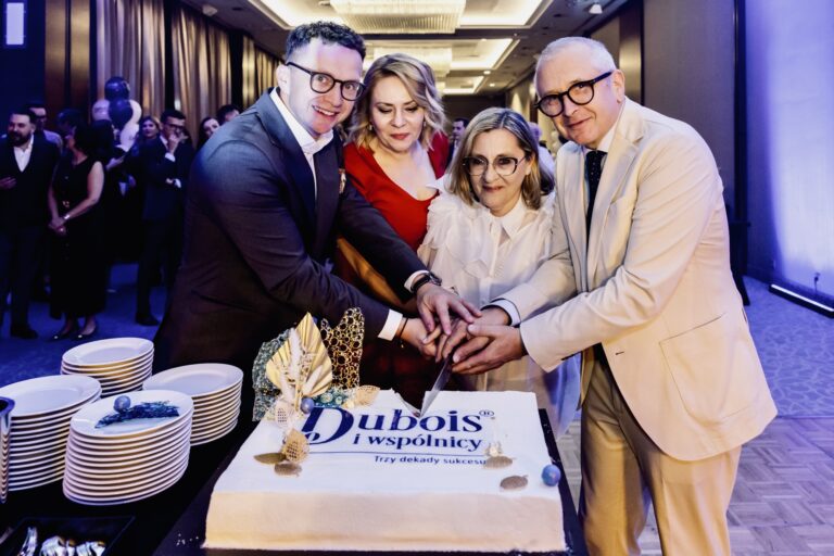 Dubois i Wspólnicy Trzy dekady zaufania i zmian